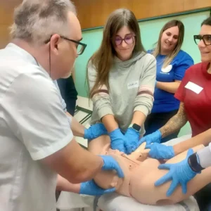 ESCUELA DE OBSTETRICIA